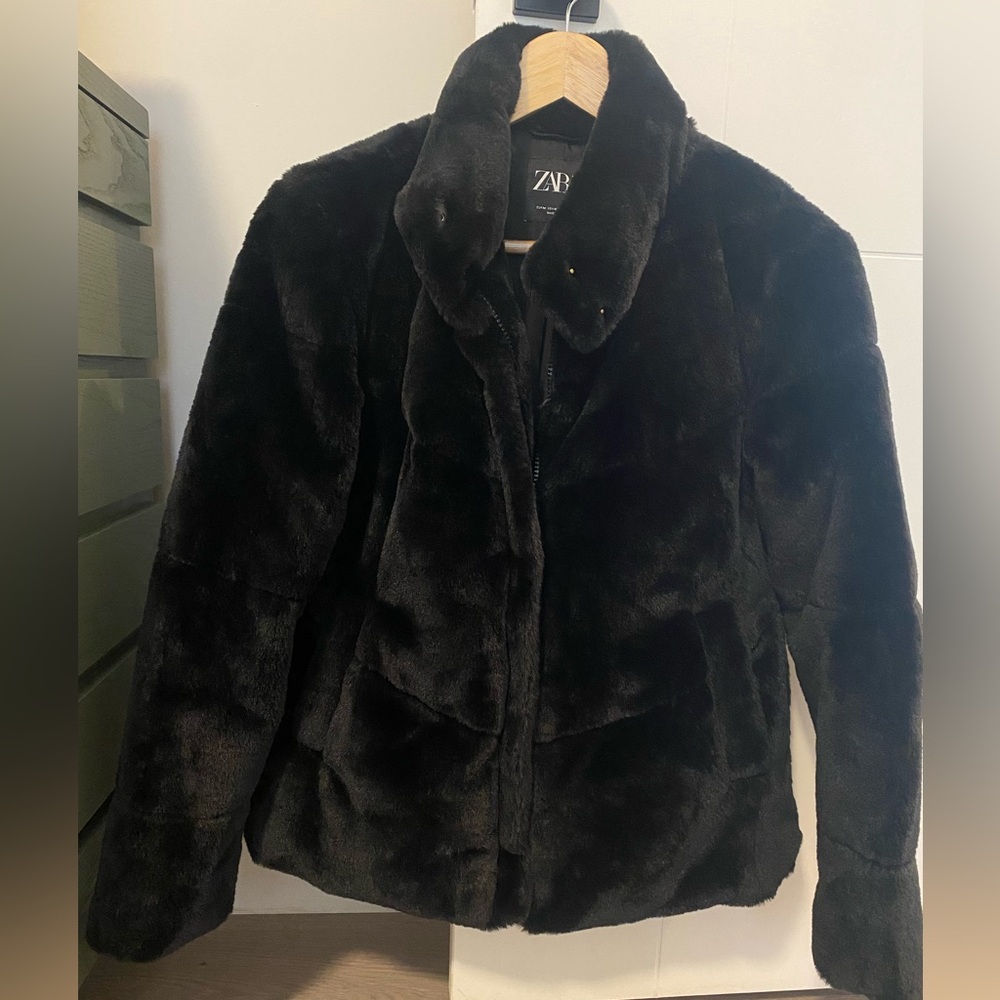 Zara black faux fur jacket
